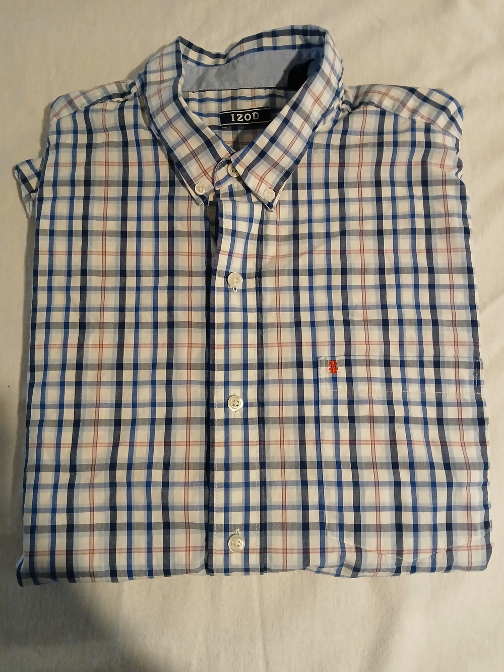 Izod Men’s White Blue and Red Plaid Button-Down Shirt